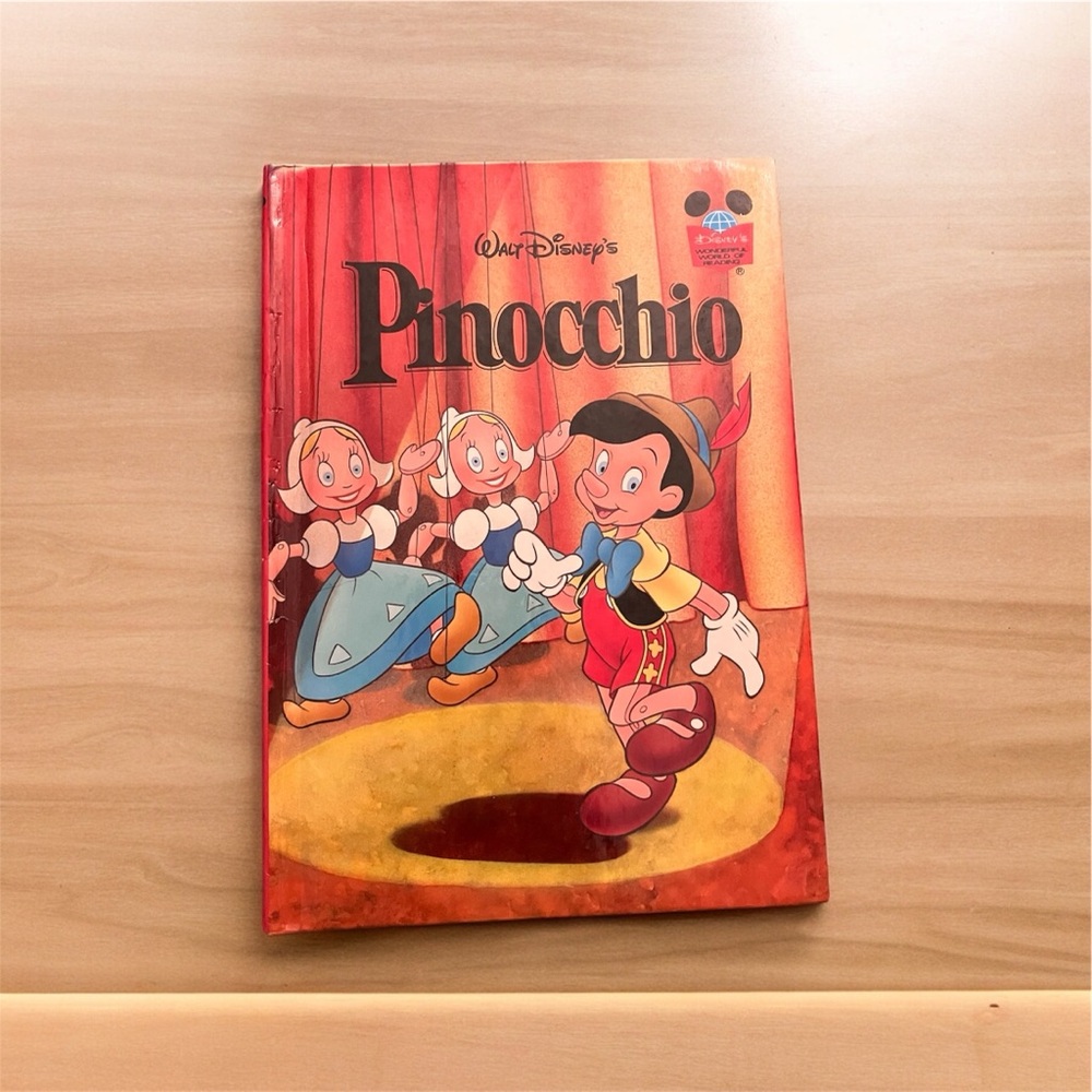 Vintage Walt Disney's Wonderful World of Reading Pinocchio Hard Cover Book 1995